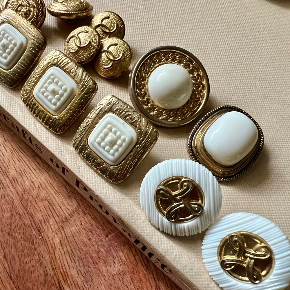 12 Rare Vintage White and Gold-Tone Button Assortment